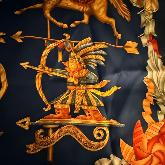 *****Vintage*****Hermes silk scarf - Picture 2 of 8